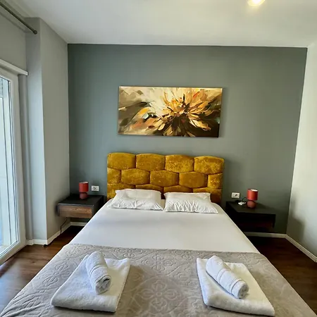 Santo Citycenter Apartament *